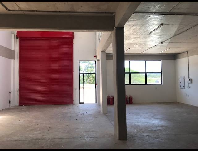 300M² WAREHOUSE TO LET IN GLEN ANIL